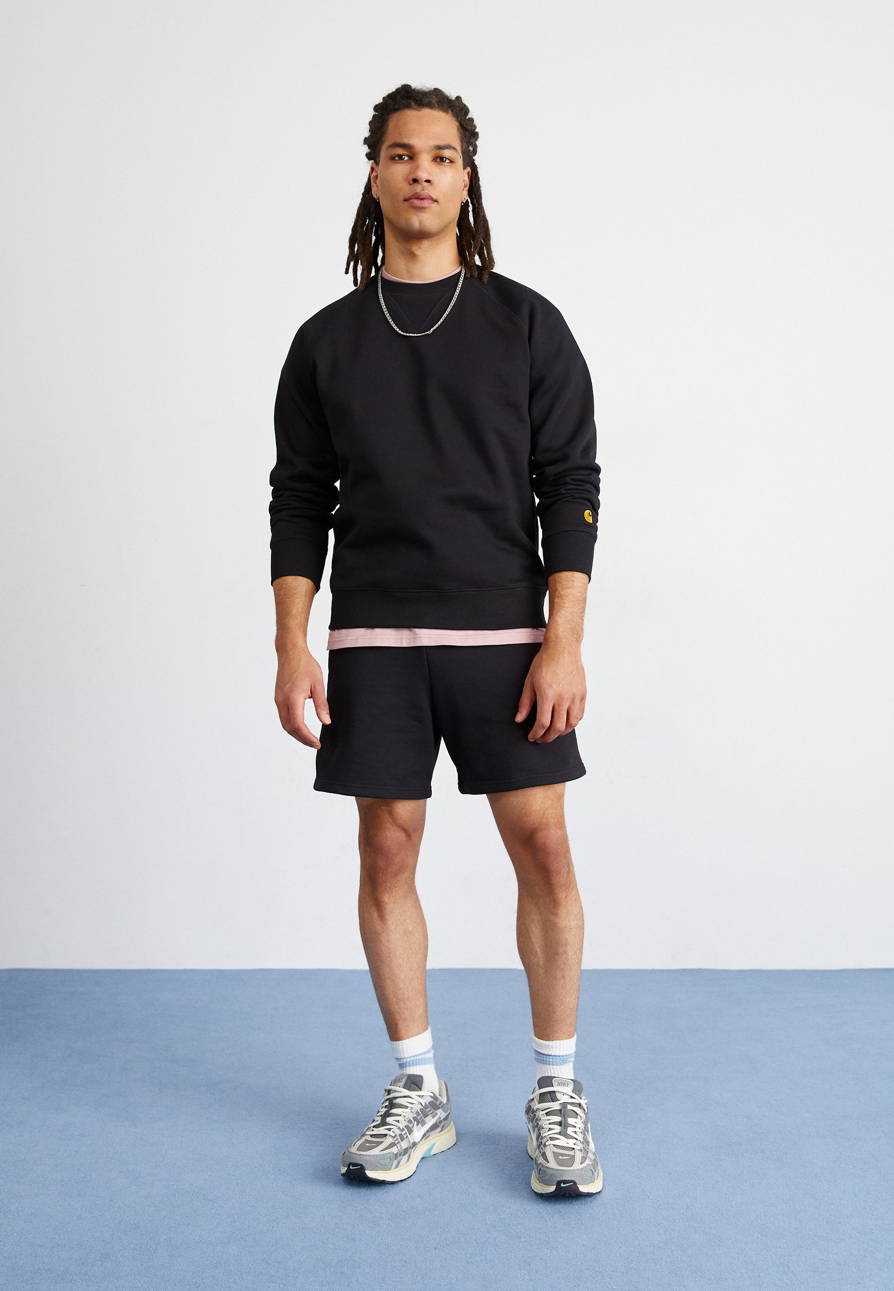 Felpa Carhartt WIP CHASE - nero/oro