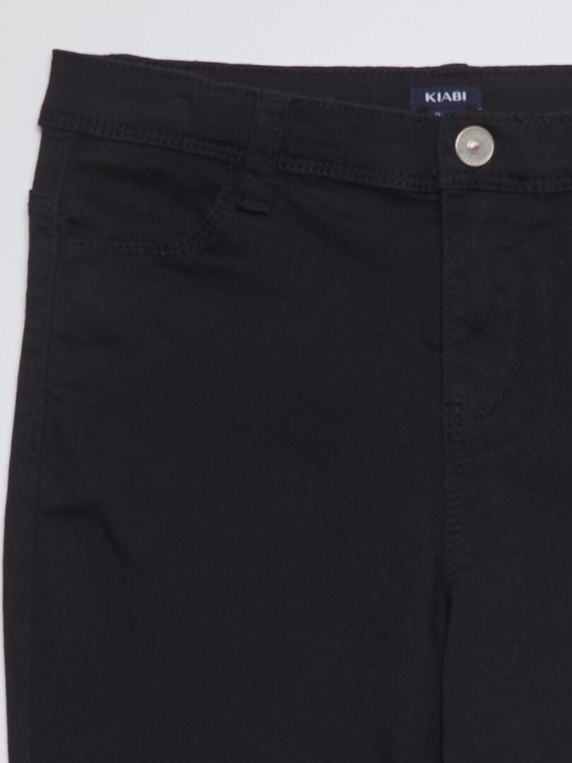 Calça jeans elástica - Ajuste mais confortável - Preta