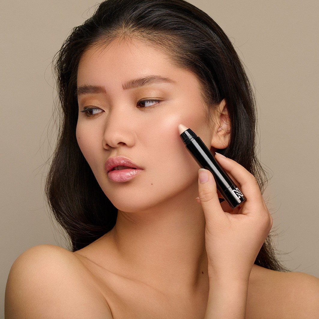 BEAUTY Označevalnik z bleščicami - 3,5 g