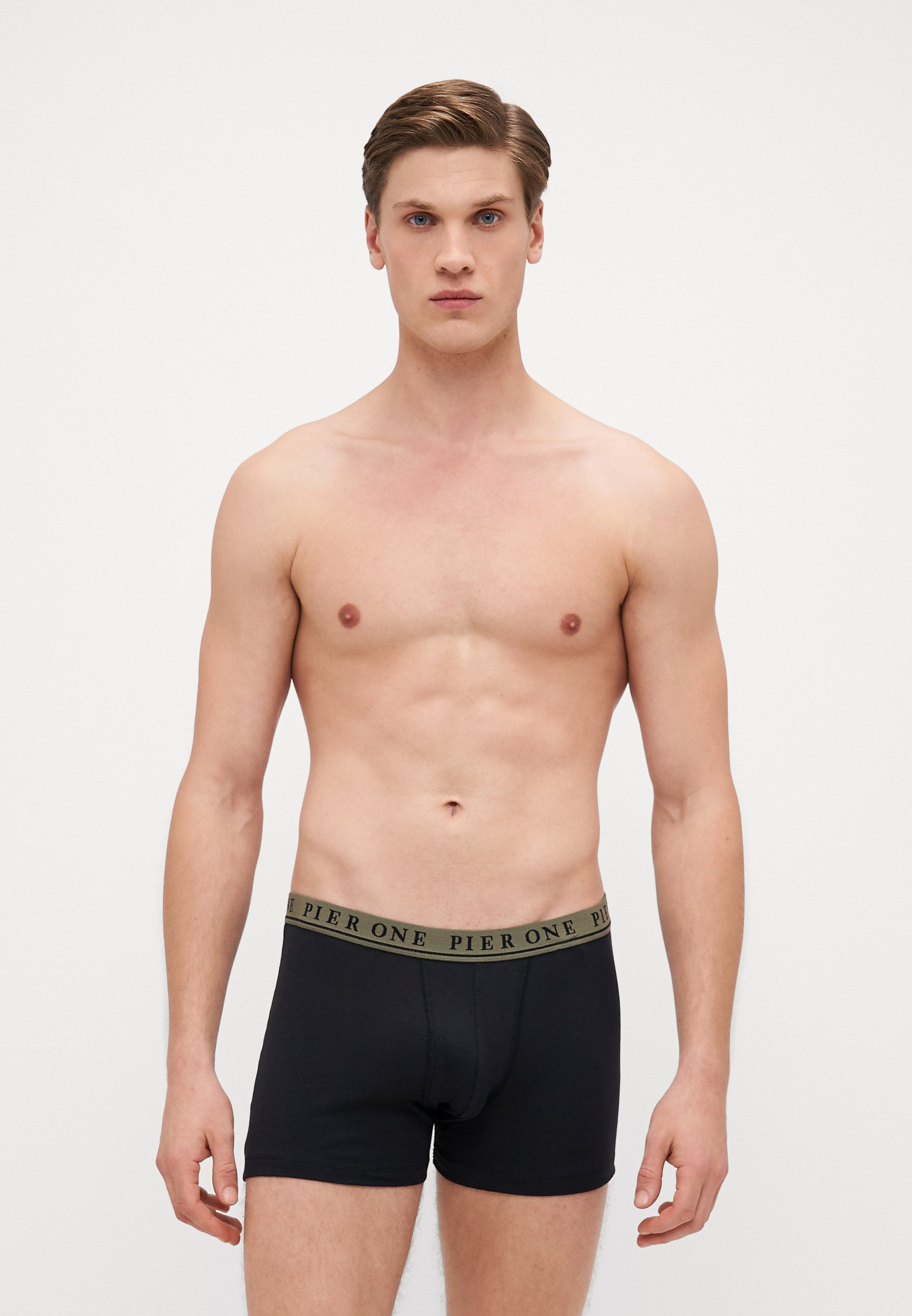 Pier One 5er-Pack – Badehosen – Schwarz/Khaki