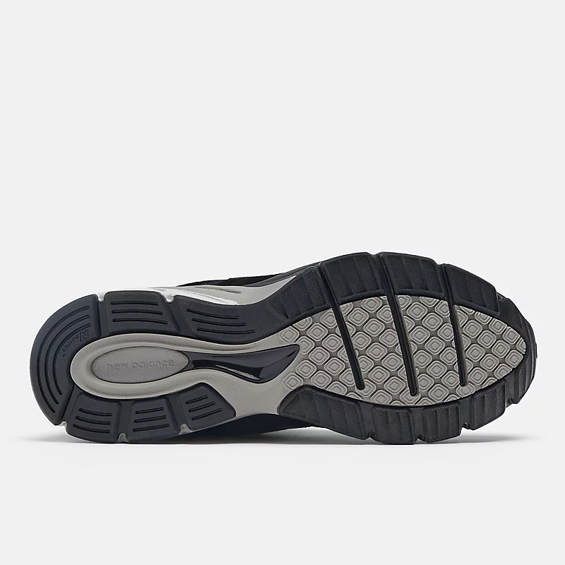 Unisex Wyprodukowano w USA 990v4 - Czarny ze srebrnym