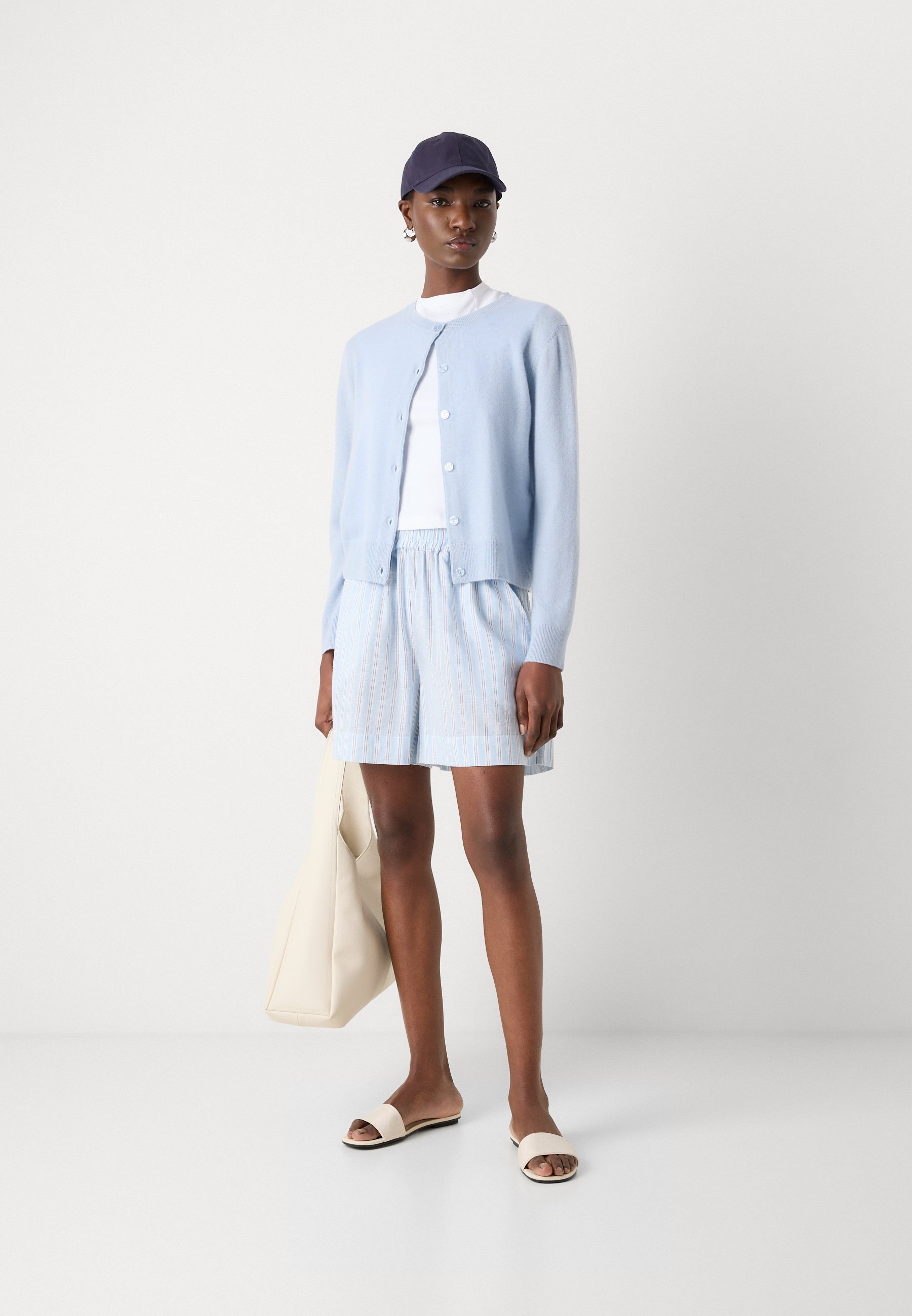 Mads Nørgaard COLIN KIR - Korte broek - poederblauw