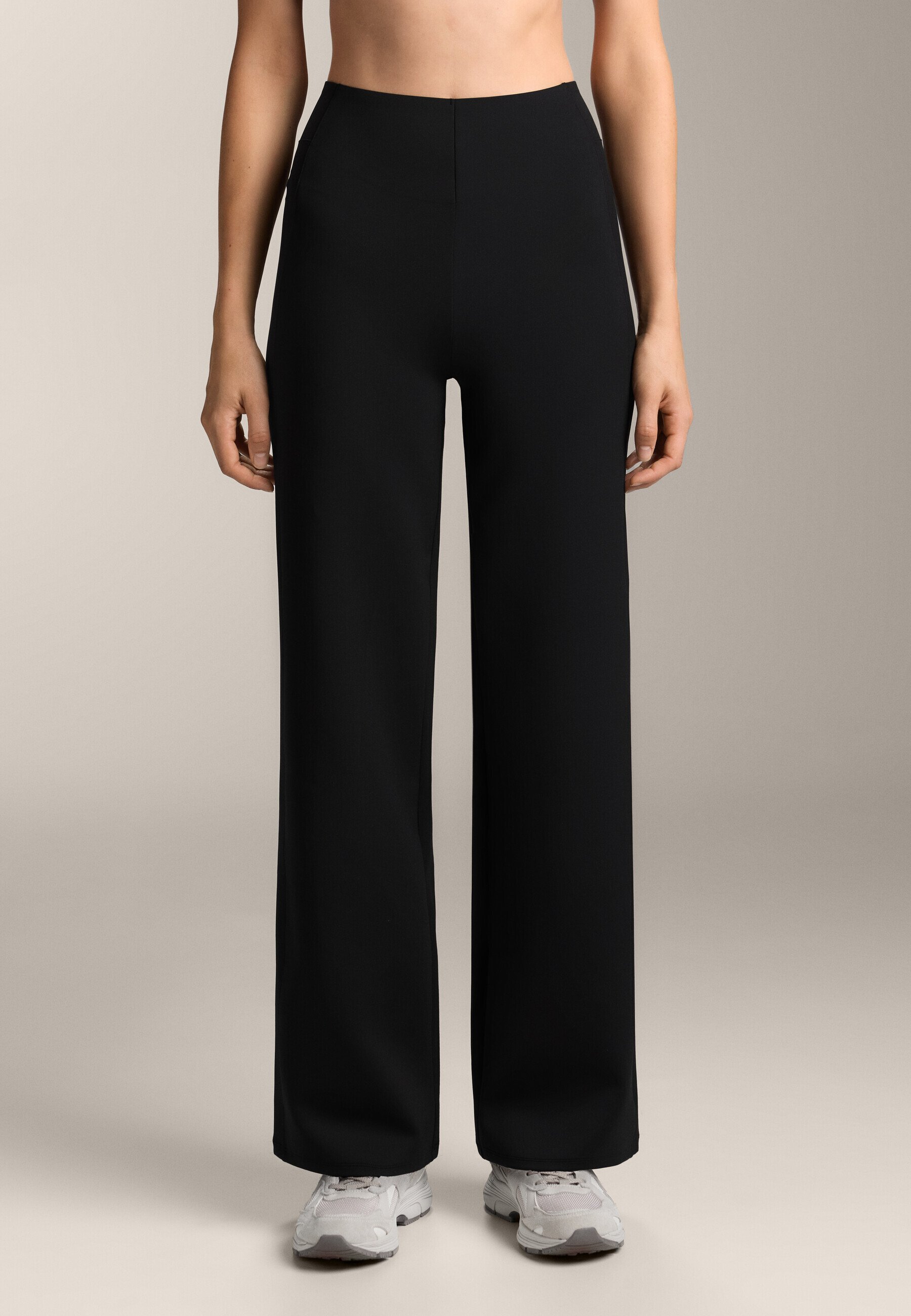 OYSHO NEOPREEN-EFFECT RECHTE PIJPEN - Broek - zwart