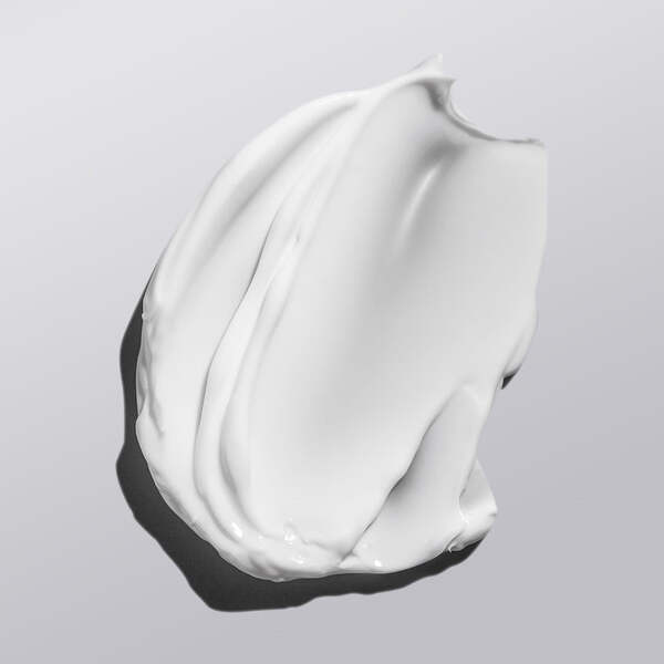 BasicLab Kosteuttava Käsivoide 75ml