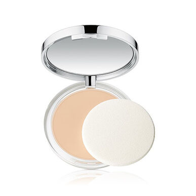 Clinique Natural Almost Powder Foundation SPF15 1 stuk