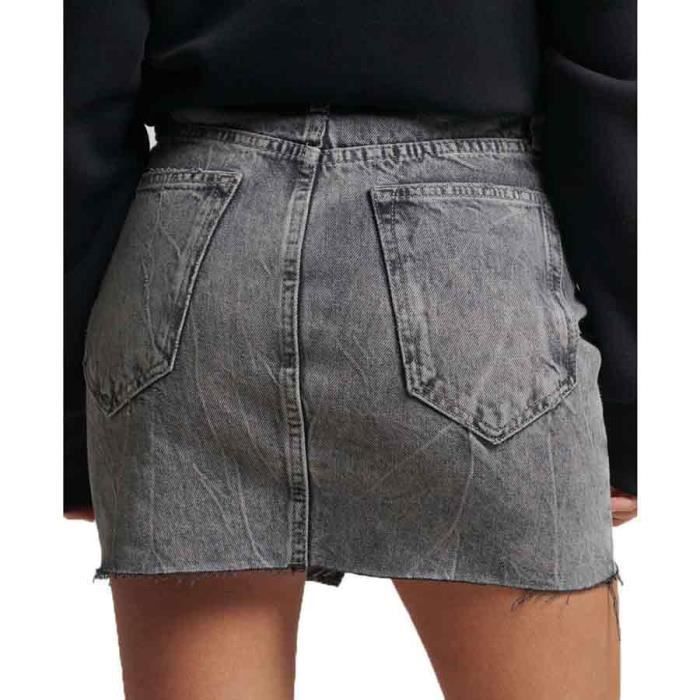 Minifalda vaquera vintage - SUPERDRY - corte ajustado - bajo asimétrico - color mármol negro