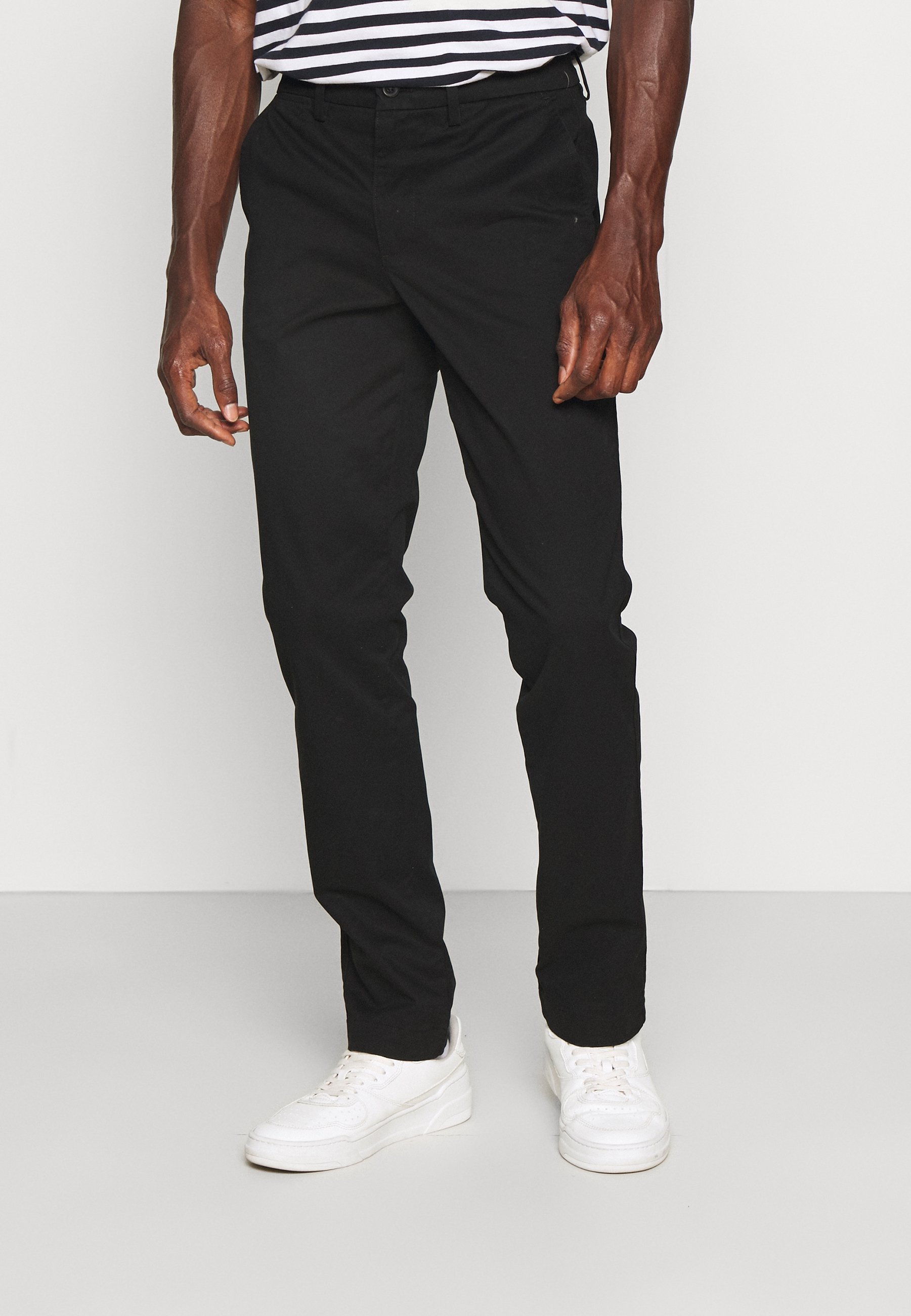 GAP ESSENTIAL SLIM FIT - Chinos - noir mousse
