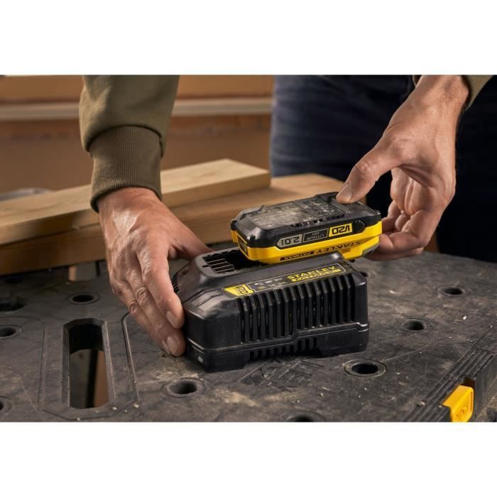 2-pack of 18V 2Ah batteries + 2A charger - STANLEY FATMAX - Compatible with the STANLEY FATMAX V20 range - SFMCB12D2-QW