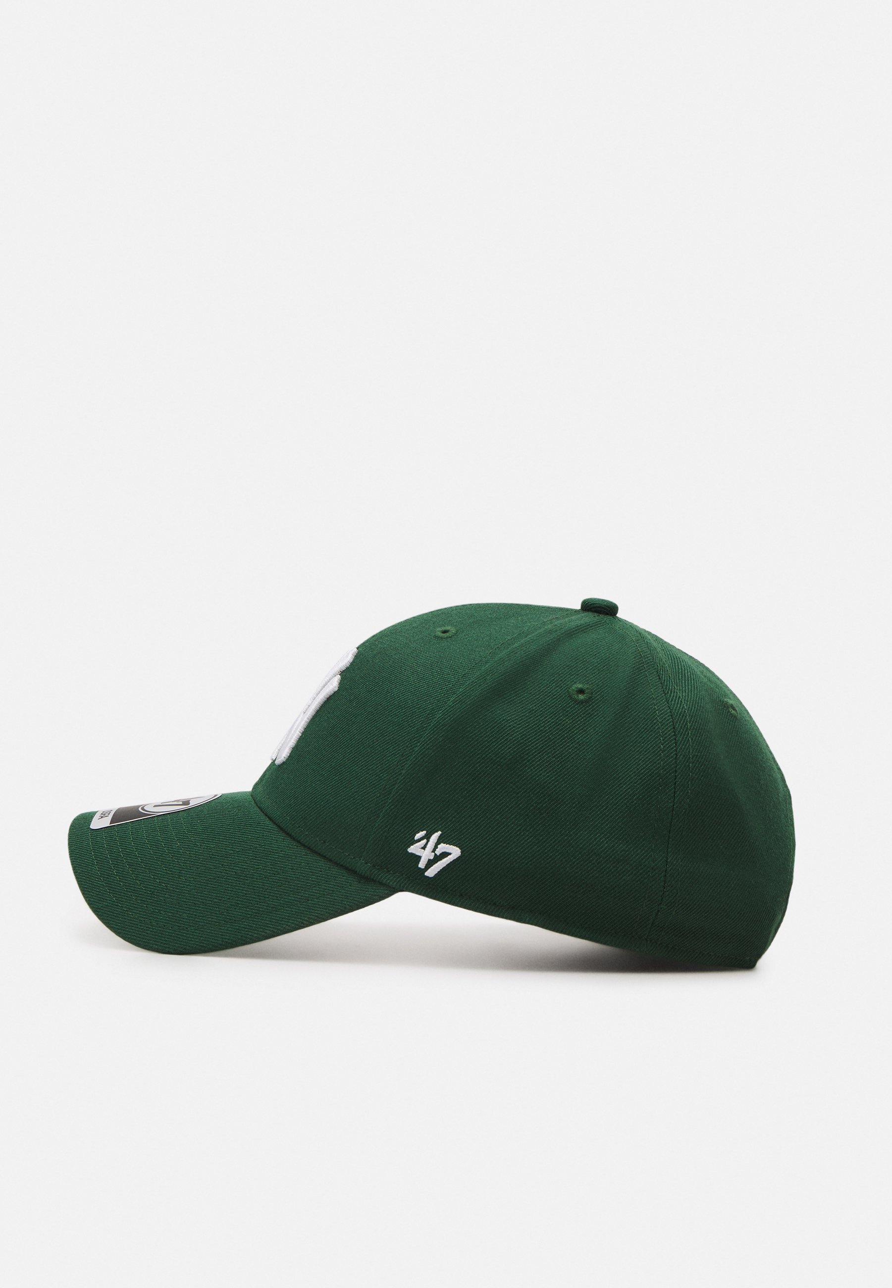 '47 Caps
