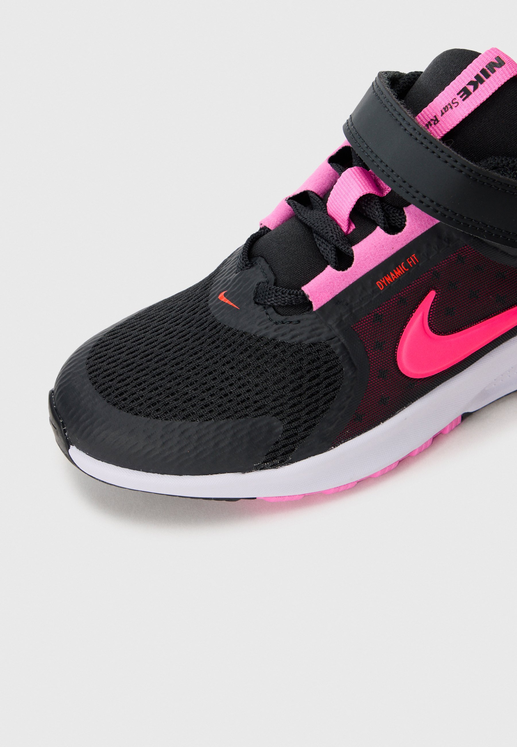 Nike Performance STAR RUNNER 5 UNISEX - Běžecké boty na silnici - black/black/white/grey blue