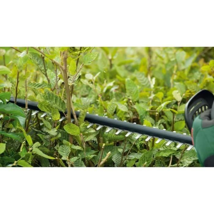 Cortasetos Bosch UniversalHedgeCut 18V-55 (hoja de 55 cm de longitud, se entrega en una caja de cartón) + baterías y cargador