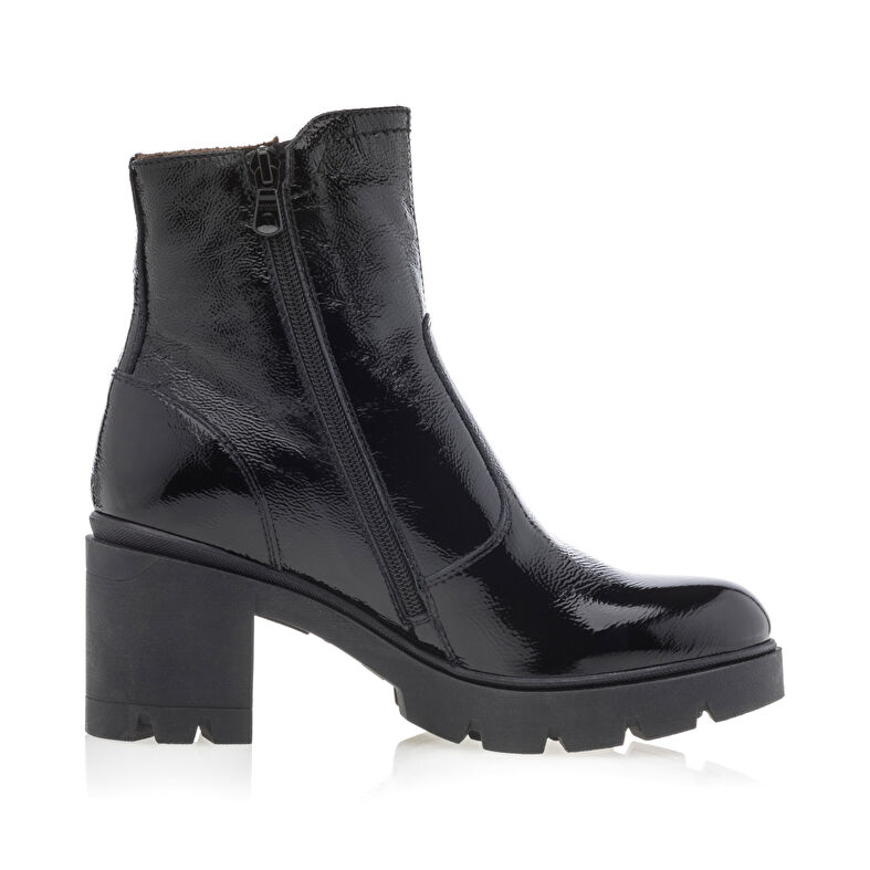 Botas negras de mujer / Botines