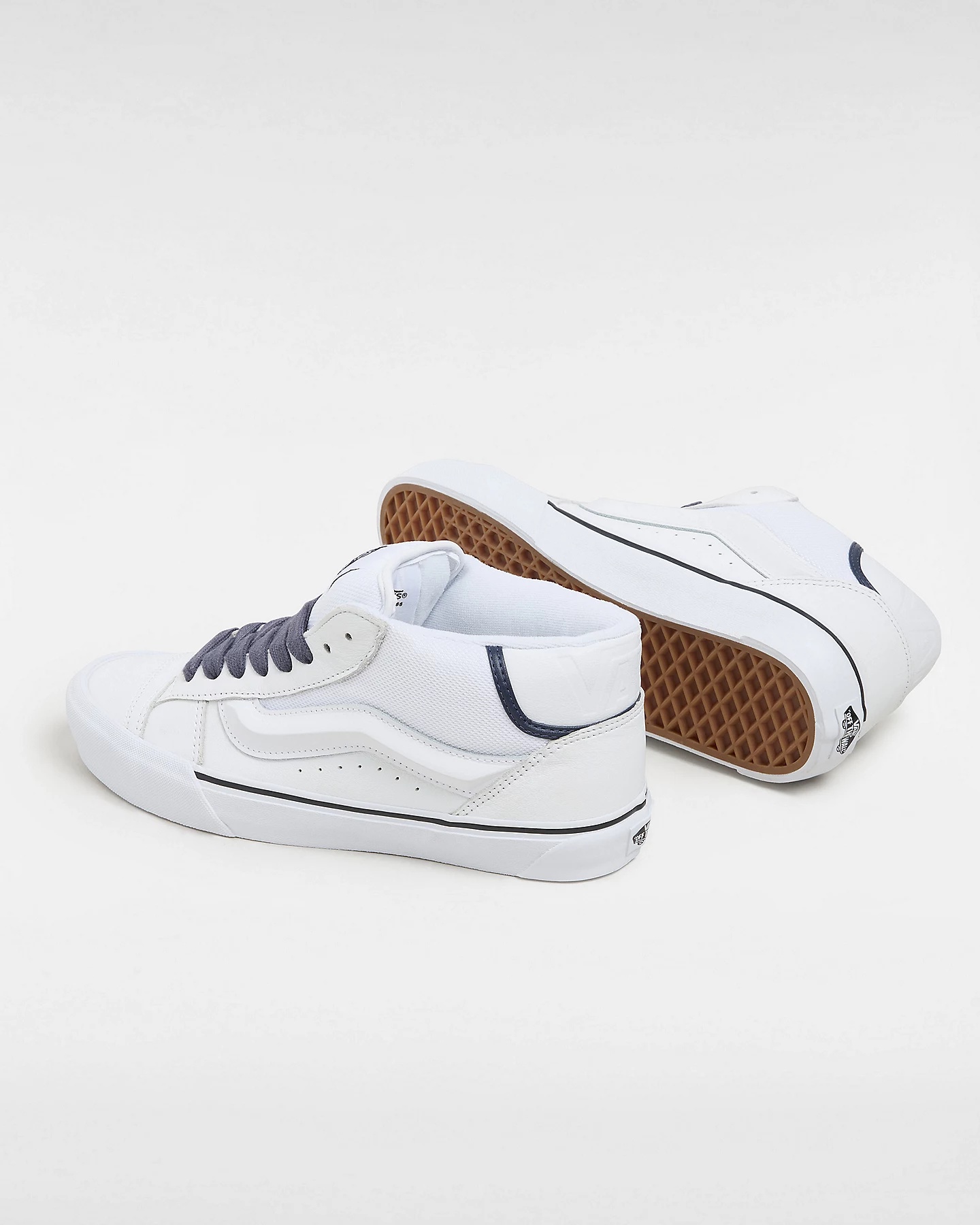 Scarpe Knu Mid