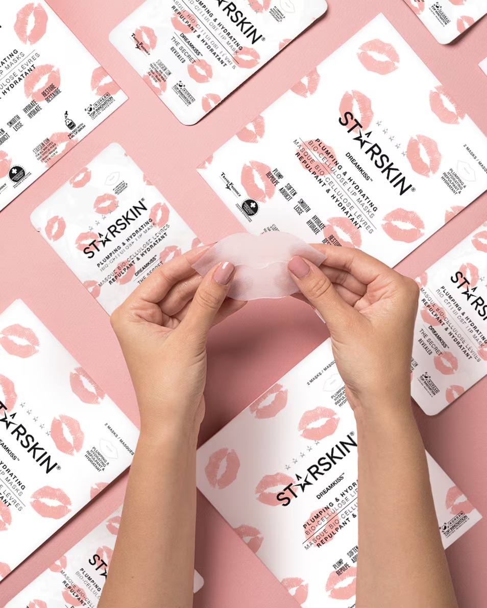 Mască de buze cu bioceluloză, hidratantă și plină de umplere, Starskin Essentials DreamKISS™