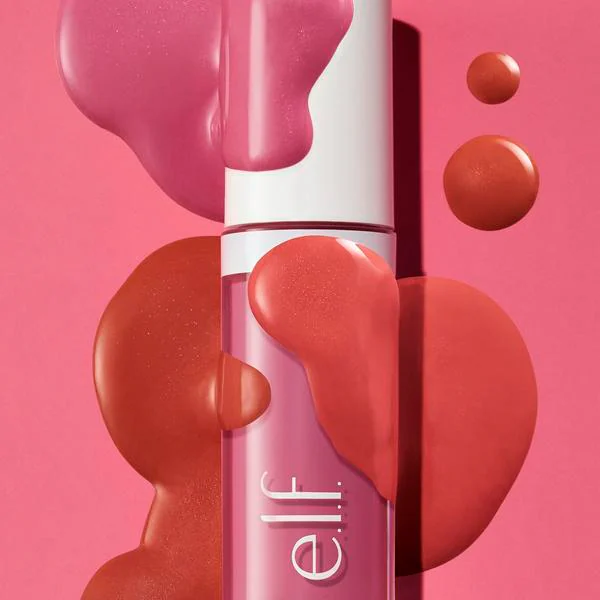 Tekutá tvářenka Elf Camo v odstínu Bold-Faced Lilac