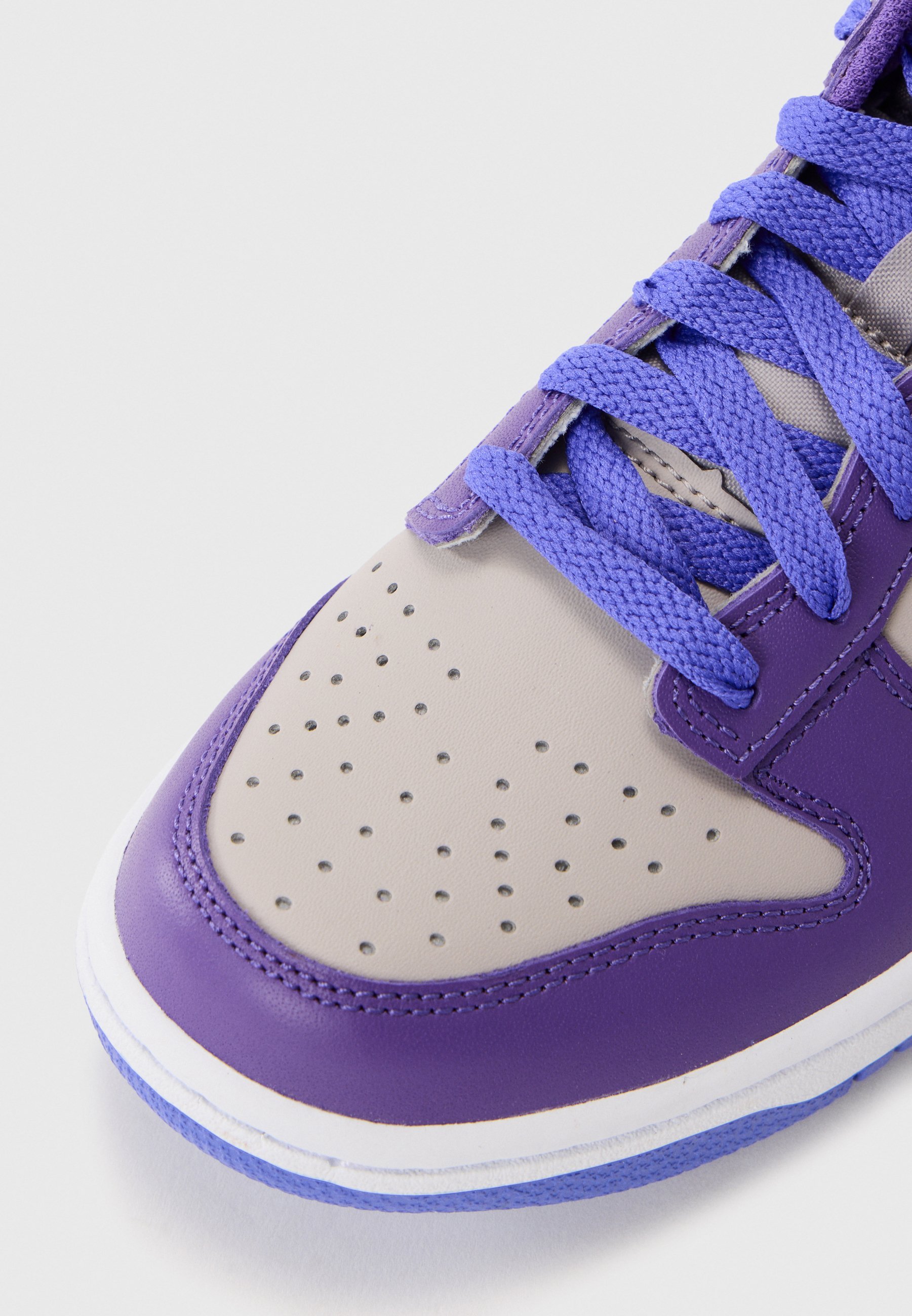 Tênis Nike Sportswear DUNK LOW UNISSEX - Cinza universitário/violeta persa/uva selvagem/branco