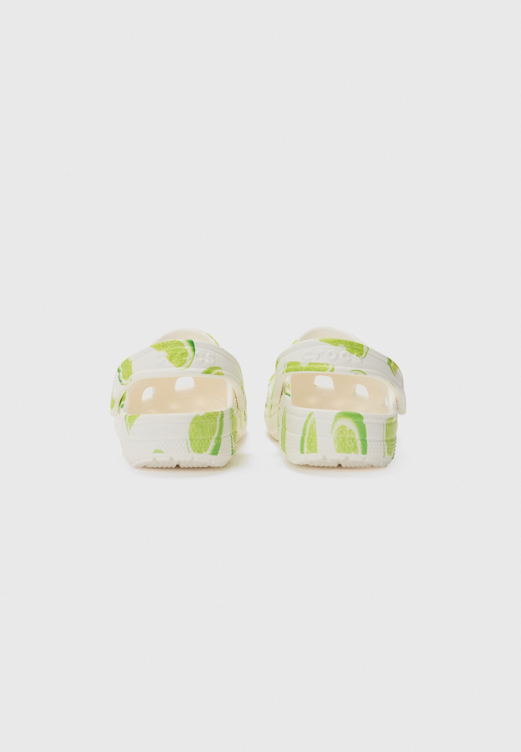 Crocs CLASSIC FRESH FRUITS UNISEX - Klompen - lichtgeel