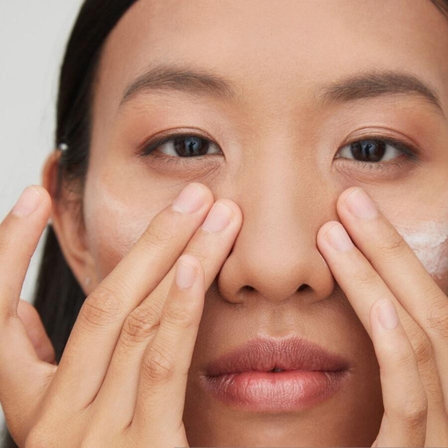 Крема за очи Pure White Cosmetics - подмлађујућа крема за очи - 15 мл
