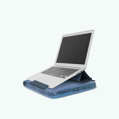 Cabaia Larissa laptophoes voor 13/14 inch laptops, marineblauw