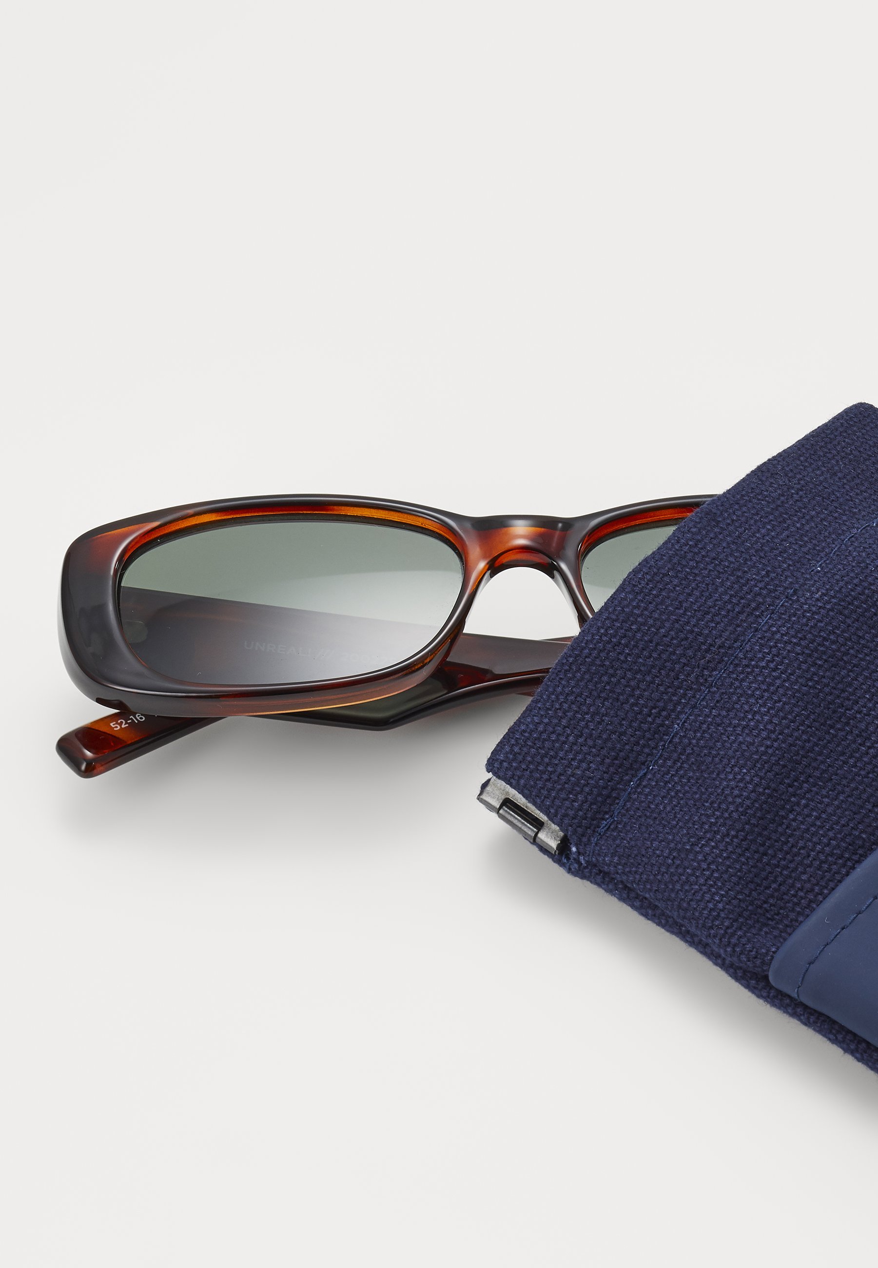 Le Specs UNREAL! - Zonnebril - toffee tort
