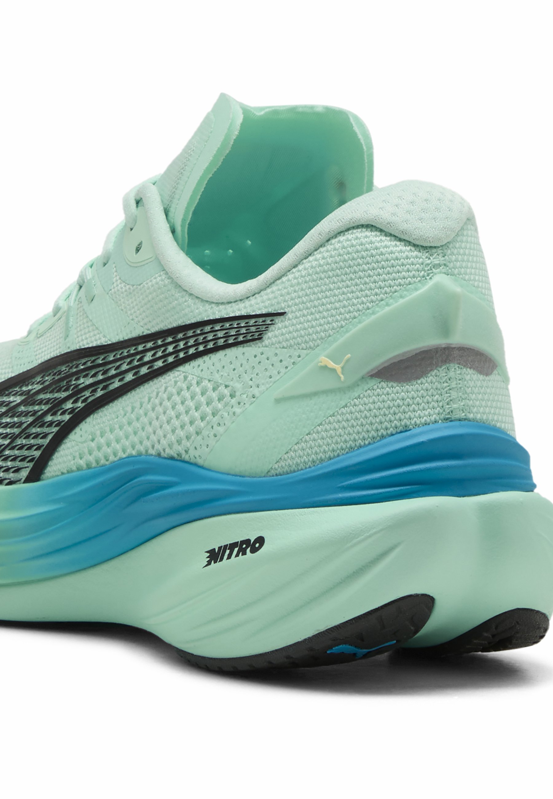 Puma DEVIATE NITRO - Hardloopschoenen voor op de weg - mint melt speed blue
