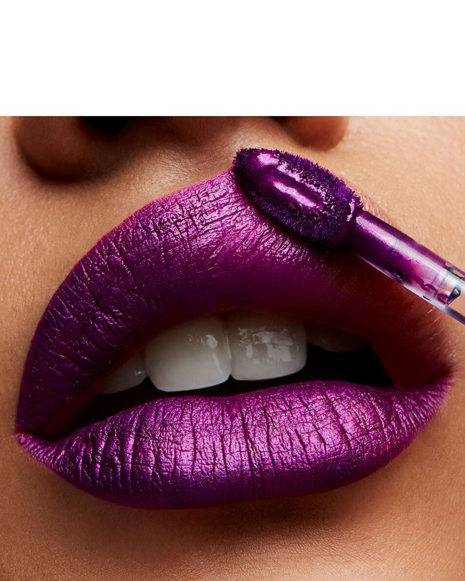 M.A.C RETRO MATTE LIQUID LIP COLOUR METALLICS 8U LANGHOUDENDE, VLOEIBARE LIPPENSTIFT - KLONTERT NIET