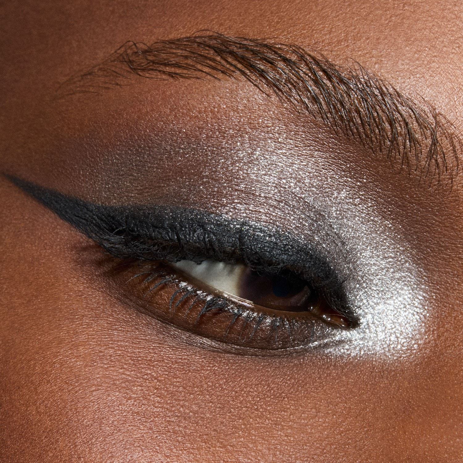 MAC metalinių akių šešėlių kompaktiškas akių šešėlis – 1 g