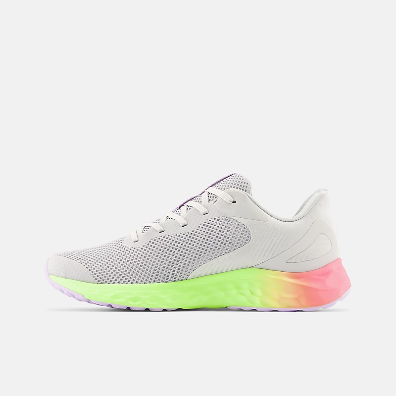 Child Fresh Foam Arishi v4 - Jasny aluminium med cyberlilla og neonrosa