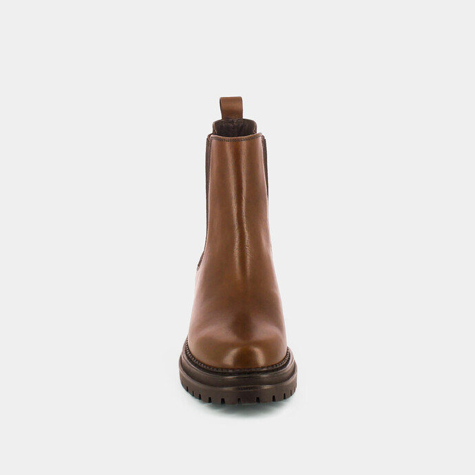 Bottines à semelles crantées et élastiques  en cuir cognac