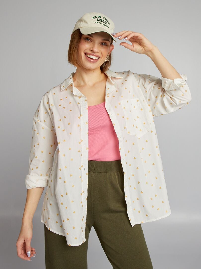 Camisa com estampa de coração - BRANCA