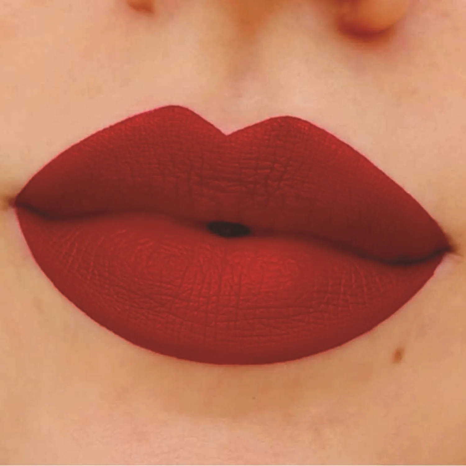 Labbra HYPNOTIZE LIQUID LIPSTICK - Rossetto, Rossetto mat
