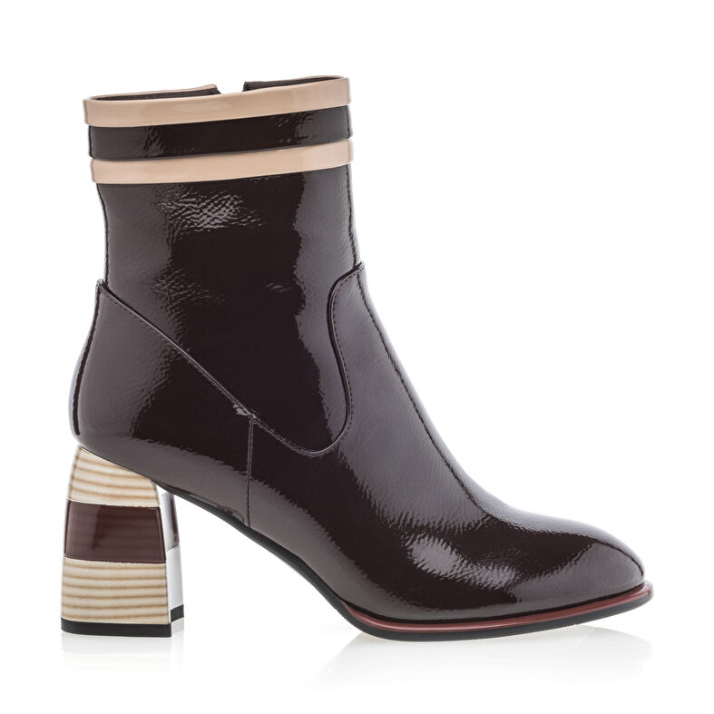 Botas femininas marrons / Botas de cano curto