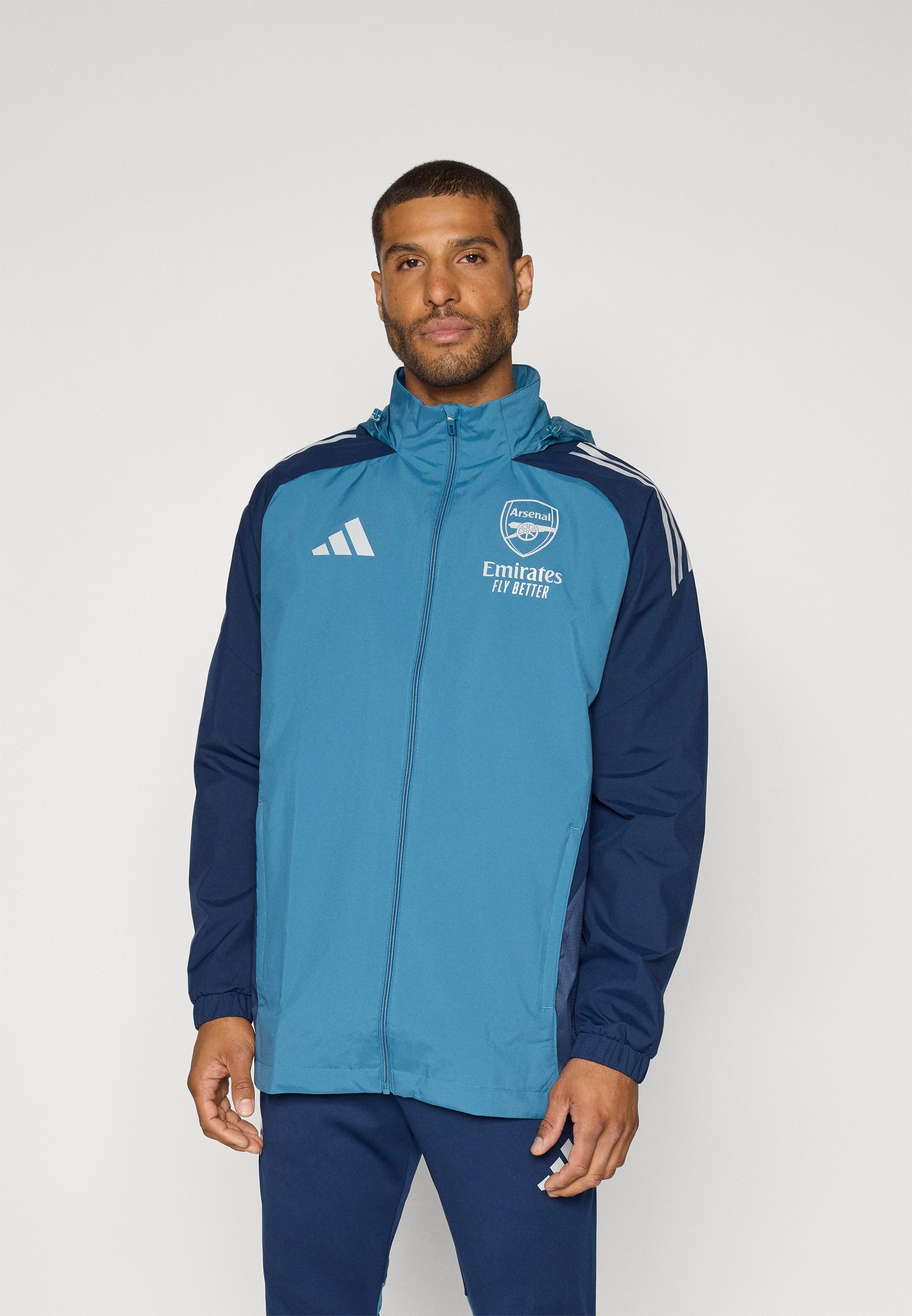 adidas Performance ARSENAL FC 25/26 TIRO 25 VARŽYBINĖ VISŲ ORŲ STRIUKĖ - Klubinė apranga - baltai mėlyna