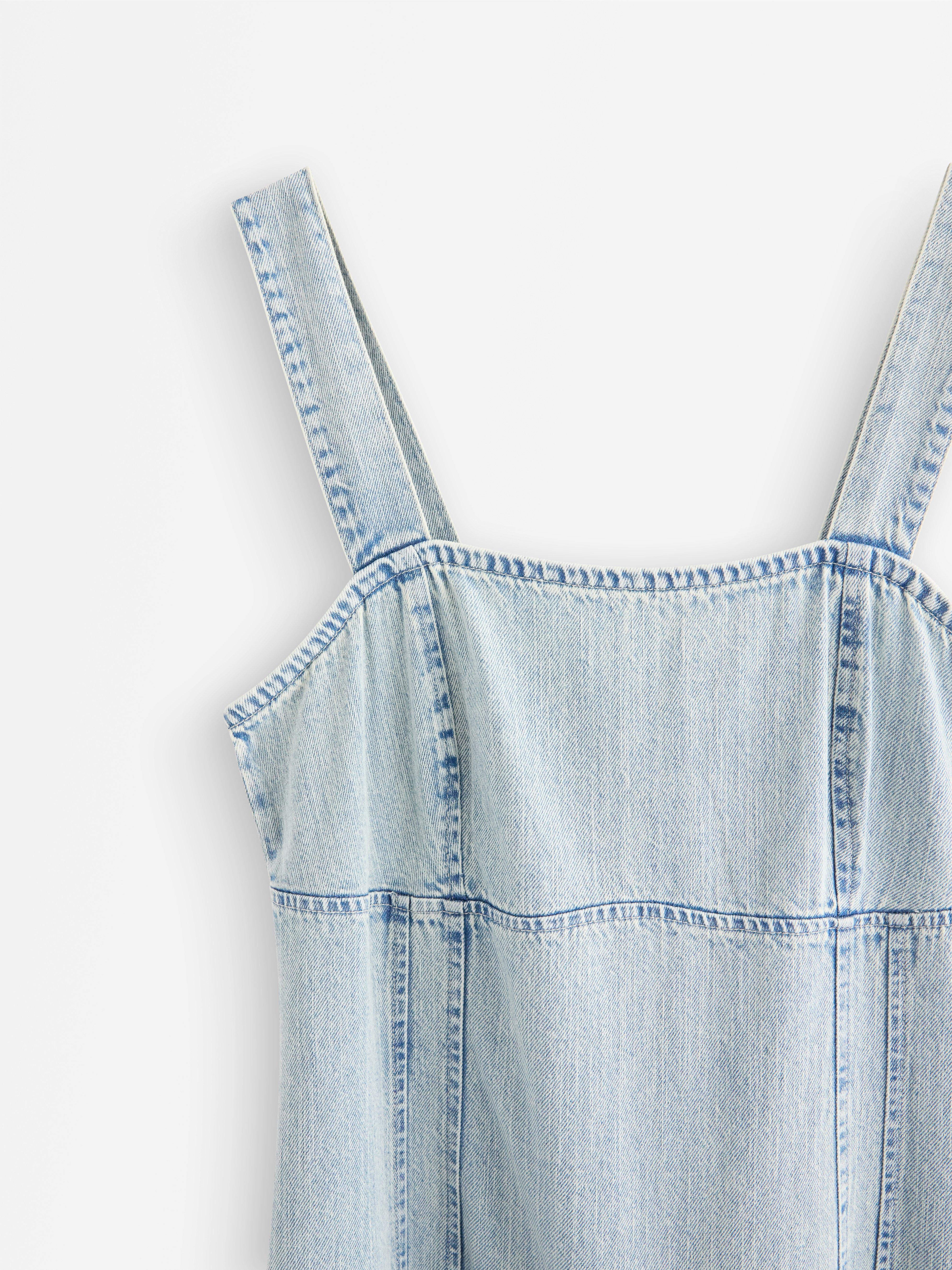 Mellomlang denim Denimblå
