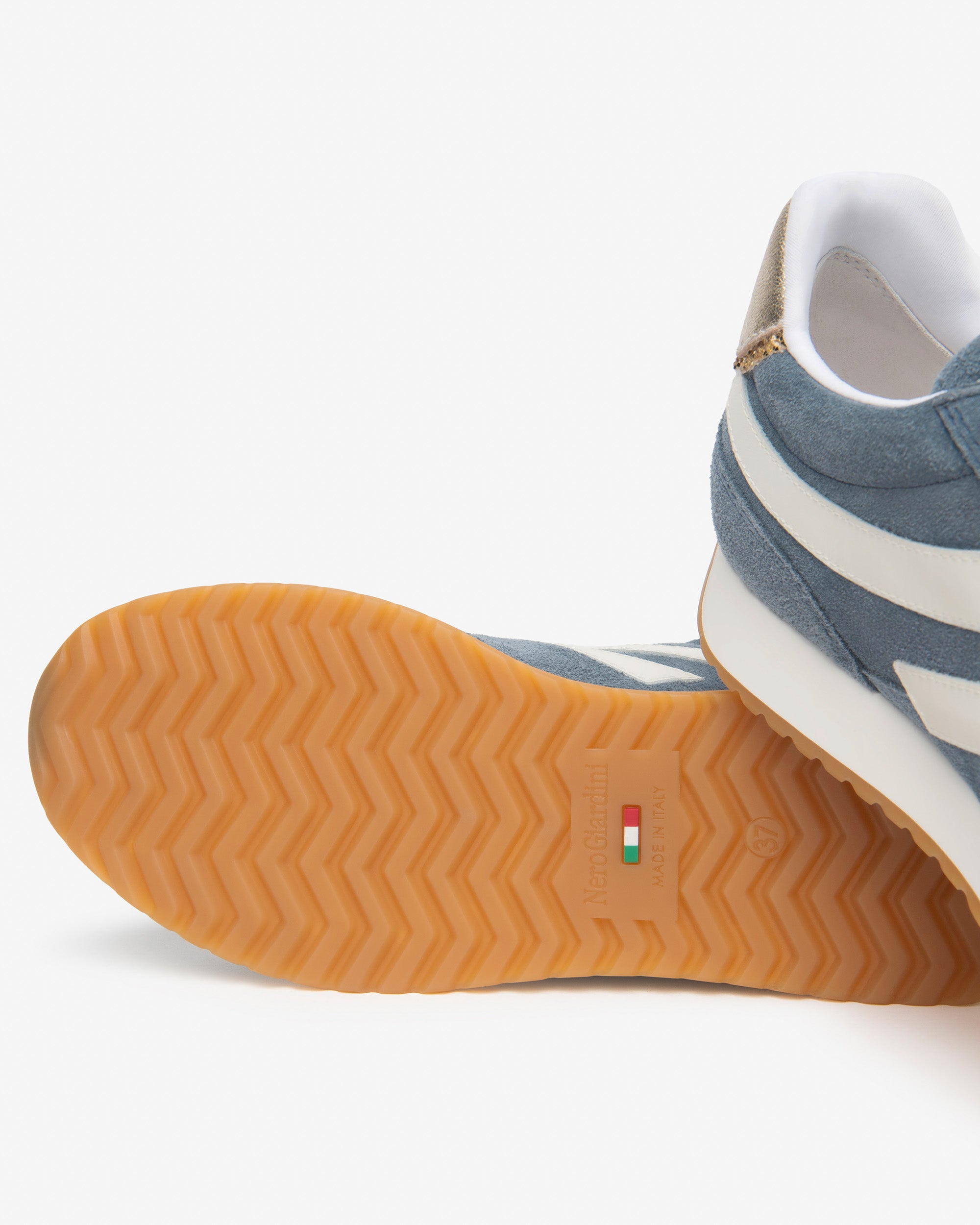  Damen-Sneaker aus Wildleder, Leder und technischen Materialien