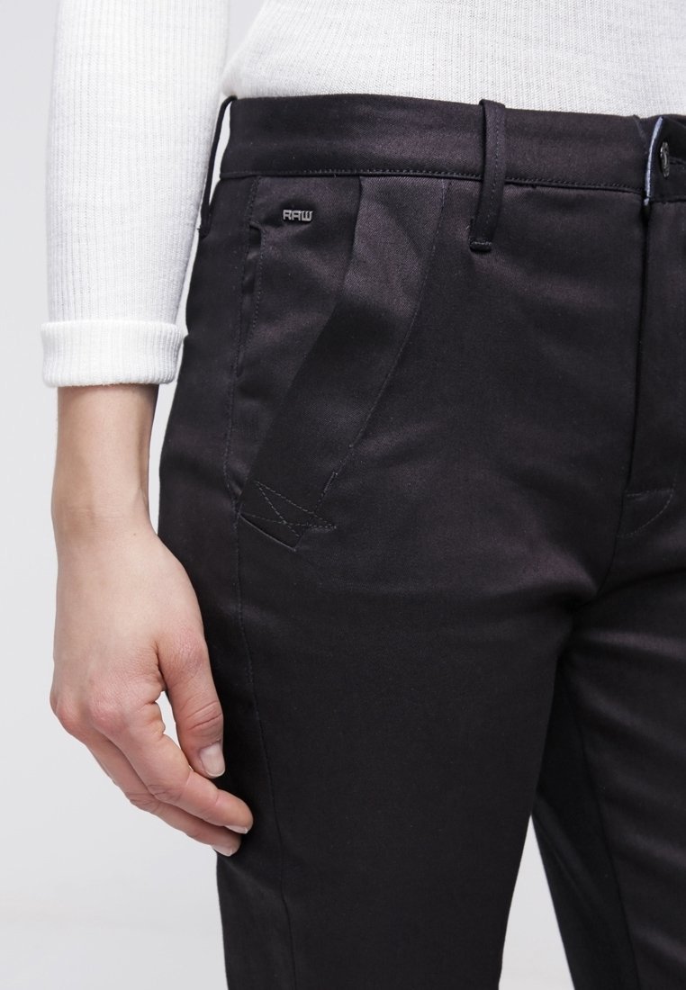 Pantaloni chino G-STAR - denim blu scuro