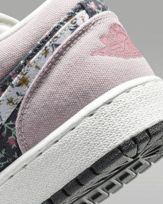 Air Jordan 1 Low SE Older Kids' Shoes