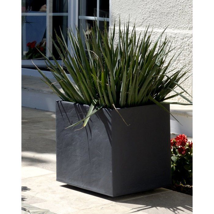 Quadratischer Blumentopf 40 cm – EDA – Volcania – 31 l – Für drinnen und draußen – Steindekor – 39,5 x 39,5 x 43,5 cm (H) – Anthrazitgrau