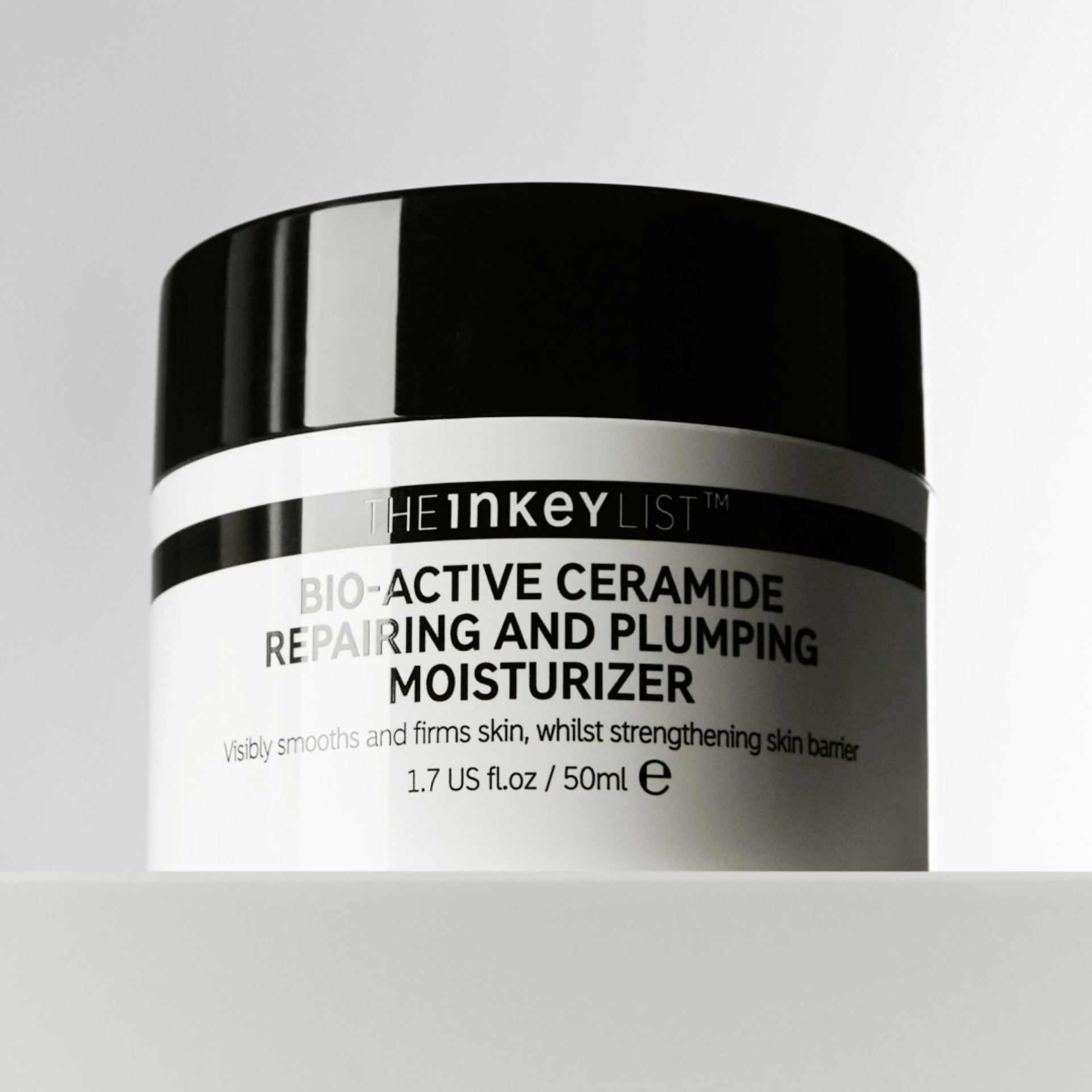 Bioaktív ceramid regeneráló és teltségérzetet adó hidratáló - Az INKEY lista