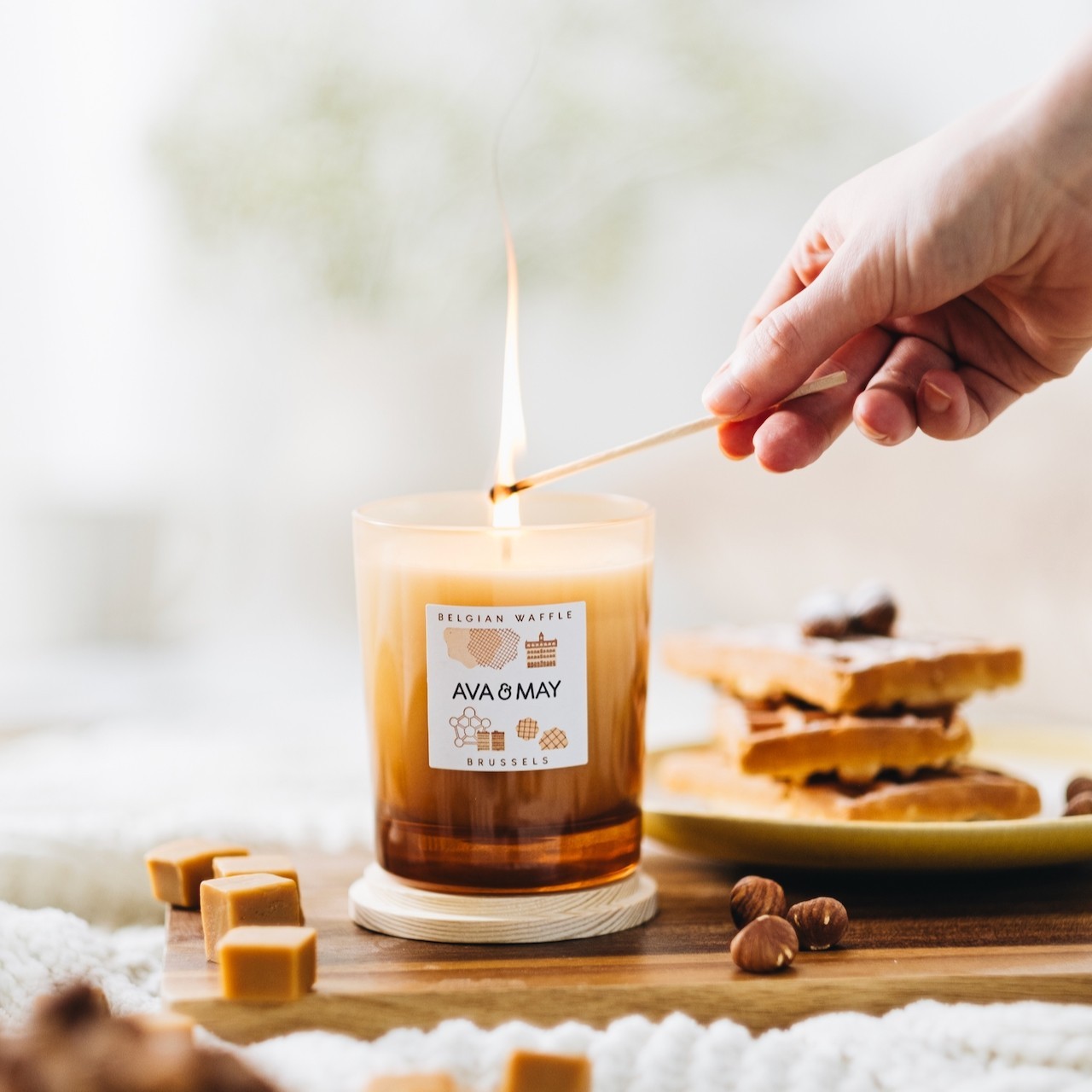 AVA & MAY Bougie parfumée Gaufre Belge