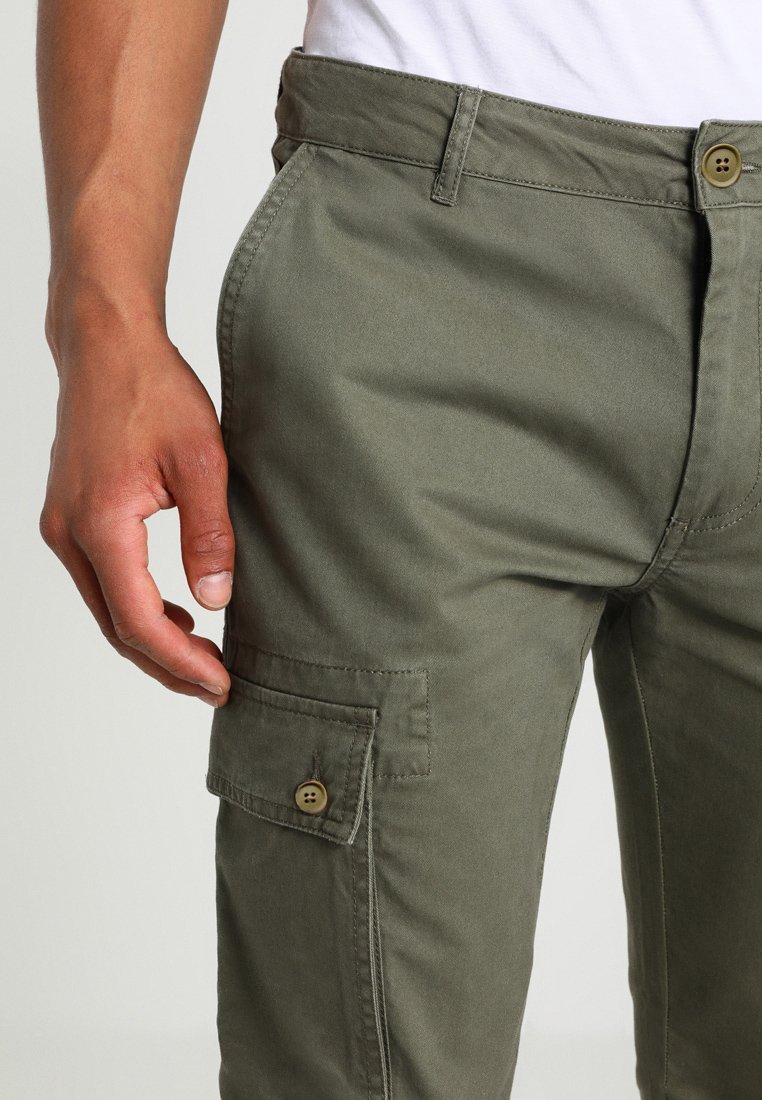 Pier One Cargohose – oliv