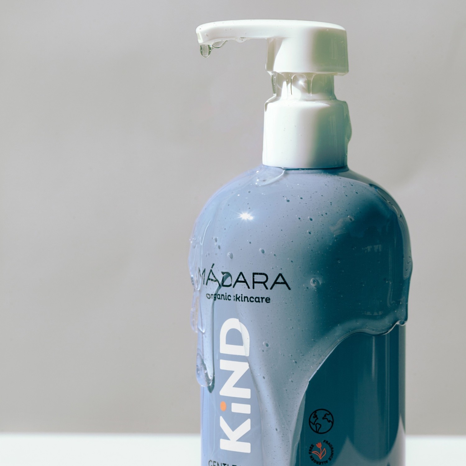 MÁDARA kūdikių dušo želė vaikams, švelnus kūno valymas – 390 ml