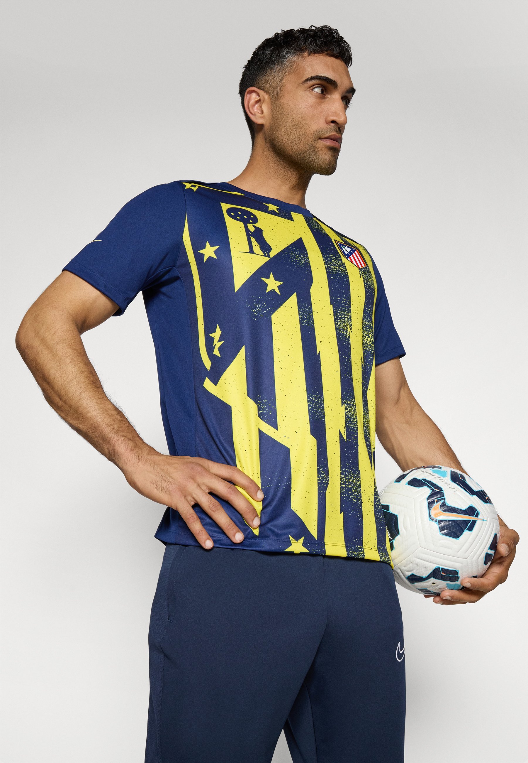Nike Performance ATLÉTICO MADRID ACADEMY PRO HOME - Sport T-shirt - binair blauw/levendig geel
