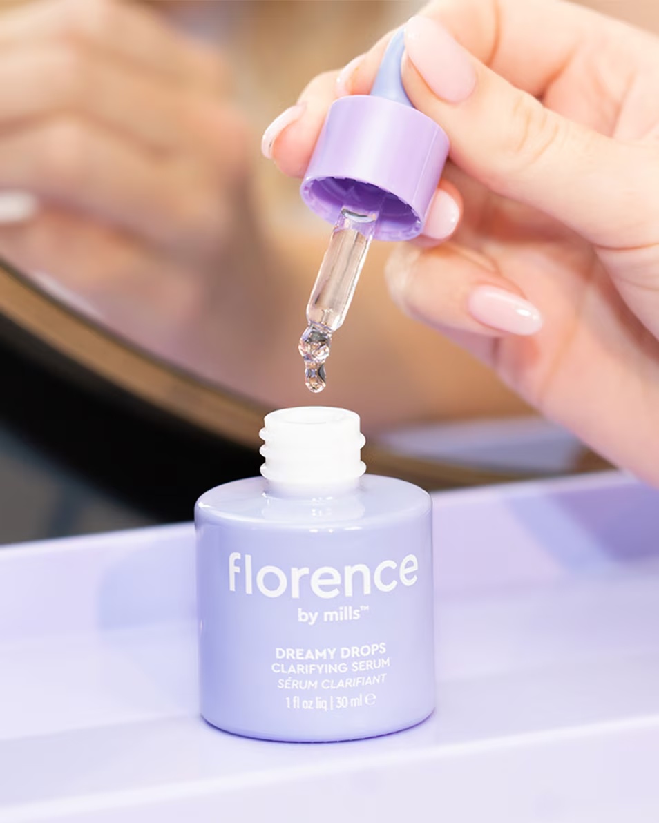 FLORENCE BY MILLS DREAMY DROPS SERUMS ATTĪRĪŠANAI AR NIACINAMĪDU DREAMY DROPS