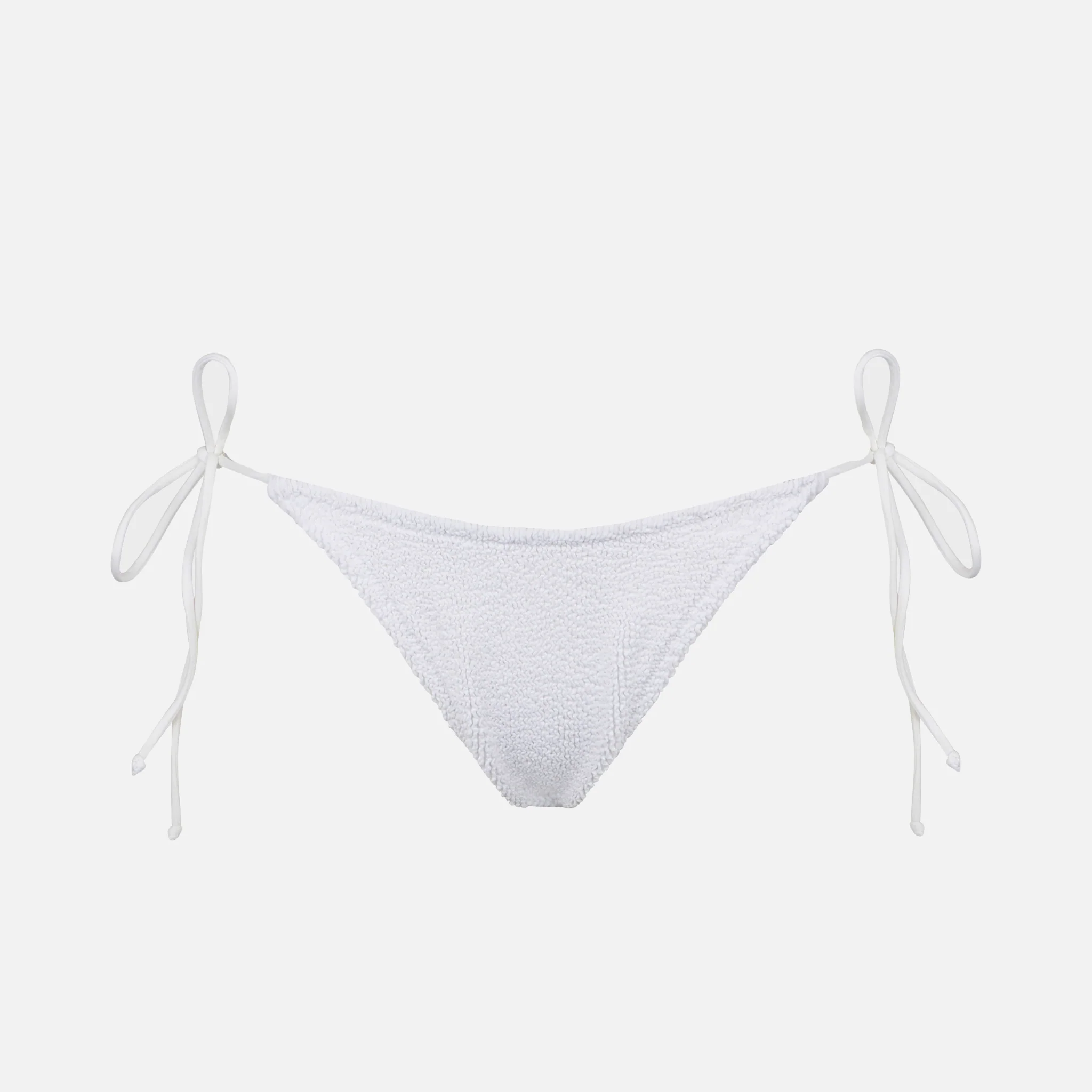 Witte, gerimpelde zwembroek voor dames met strikjes aan de zijkant.