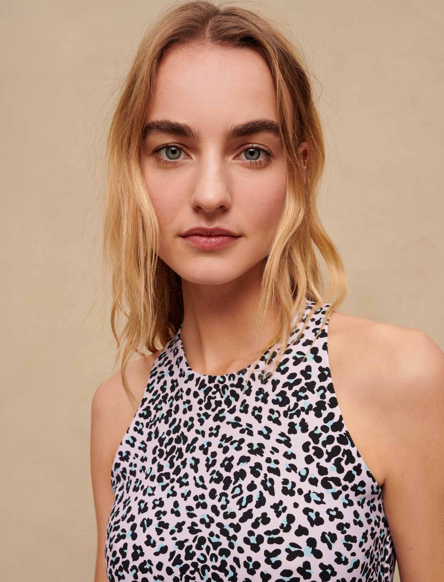 Top cu imprimeu leopard - Leopard roz