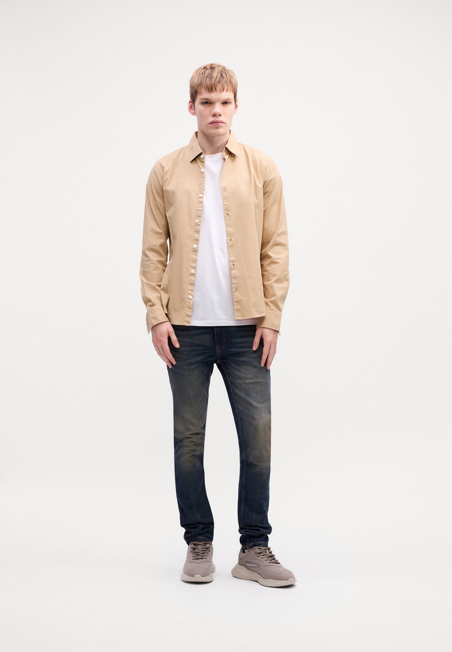 HUGO Slim fit jeans - mediumblauw