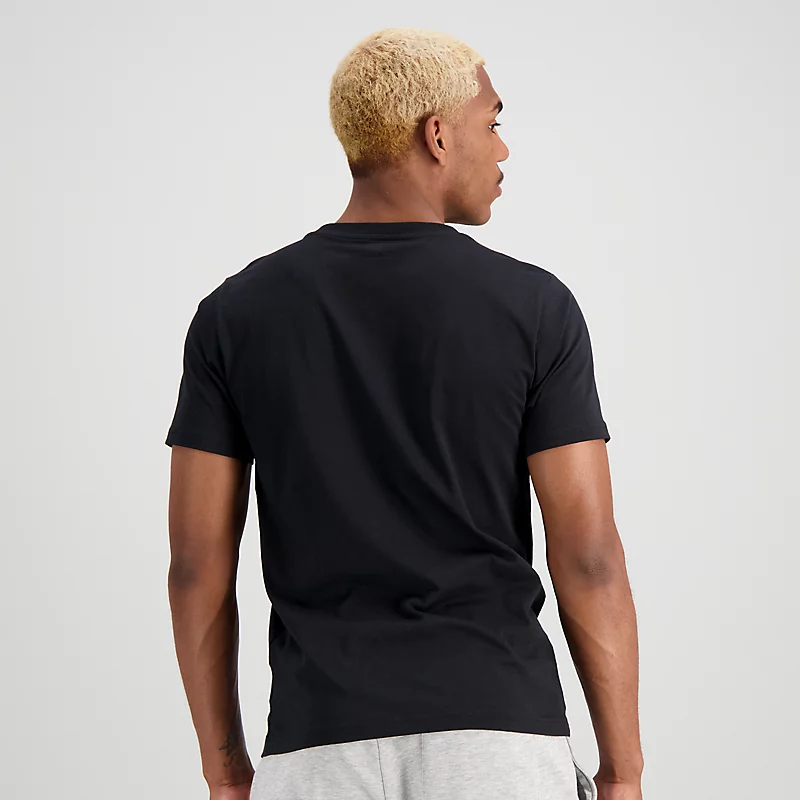 Pánské tričko Essentials Stacked Logo – ČERNÉ