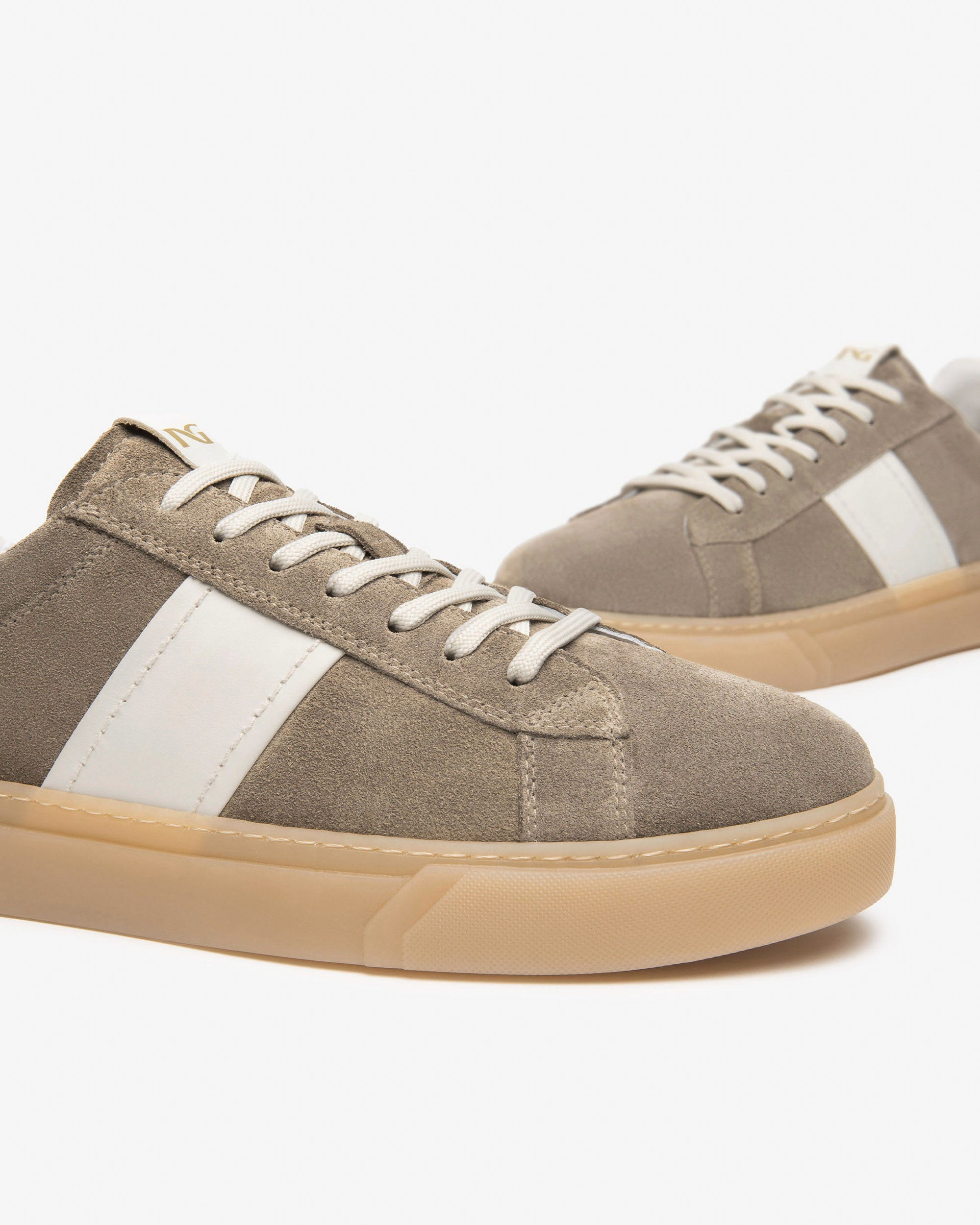  Herren-Sneaker aus Wildleder und Leder