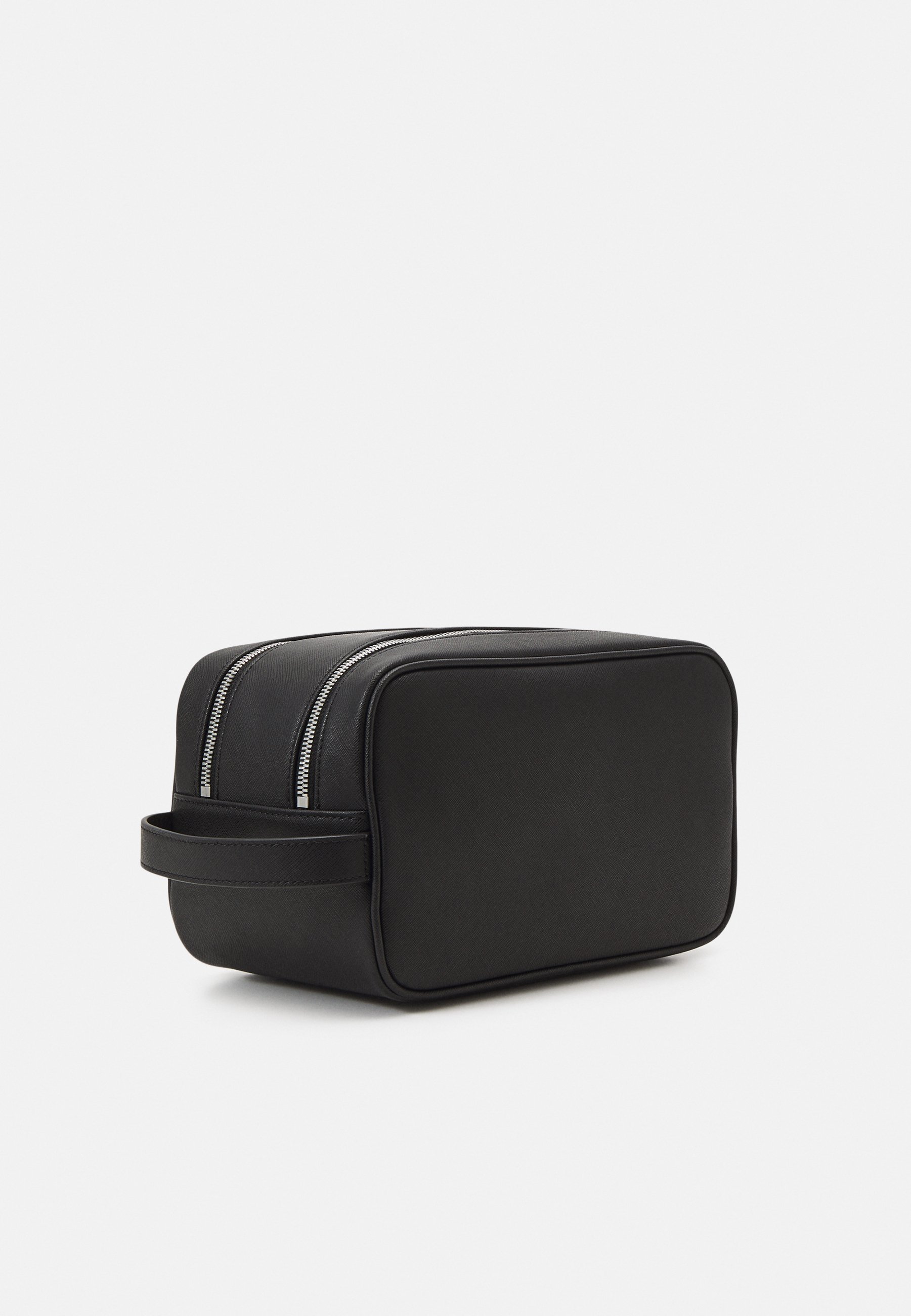 Emporio Armani Travel